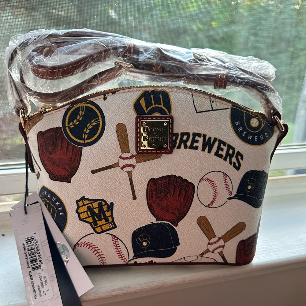 Milwaukee Brewers Dooney and Burke